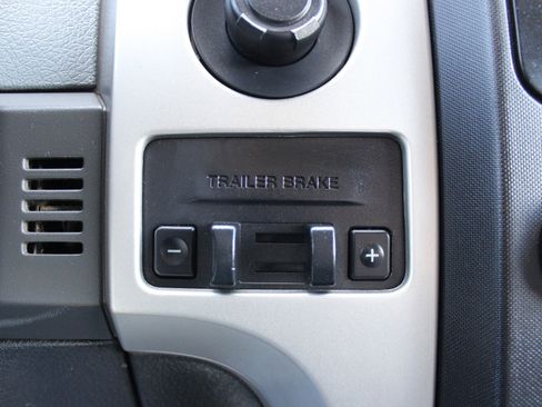 Used 2013 Ford F150 XLT w/ Luxury Equipment Group AWD/4WD image 24