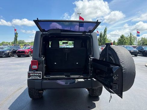 Used 2012 Jeep Wrangler Sport AWD/4WD image 16