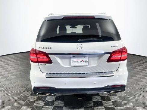 Used 2017 Mercedes-Benz GLS 550 4MATIC image 7