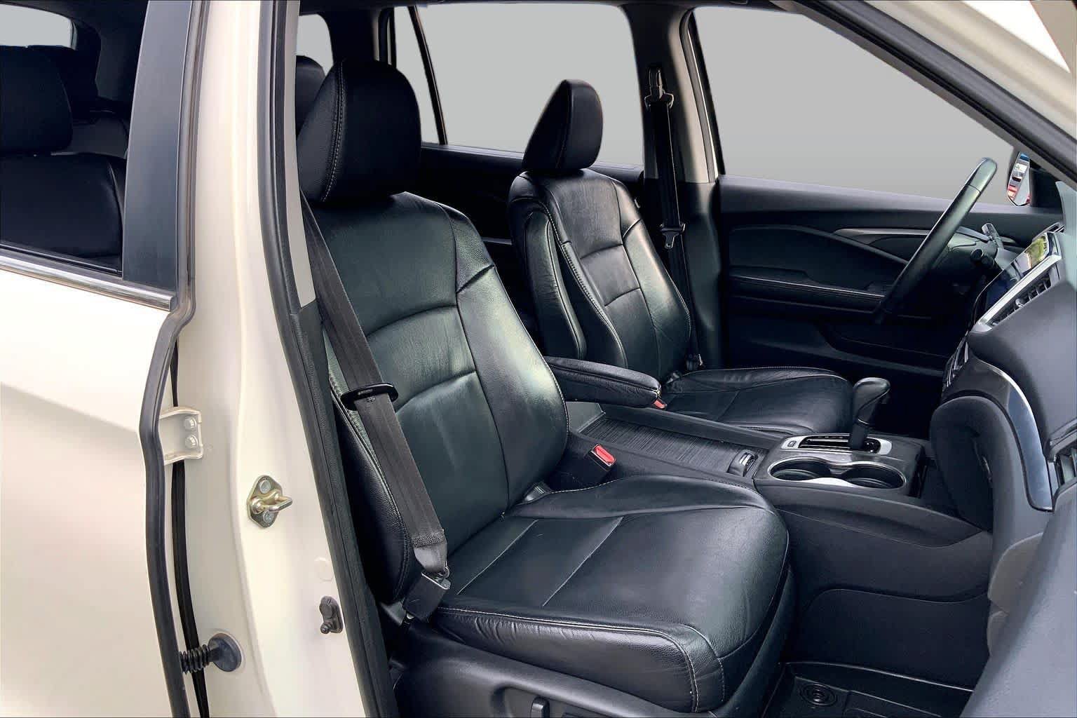 Used 2017 Honda Pilot EX-L image 8