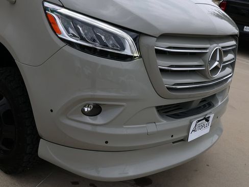 Used 2023 Mercedes-Benz Sprinter 3500 image 55