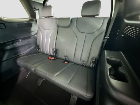 Used 2024 Hyundai Palisade SEL FWD image 23