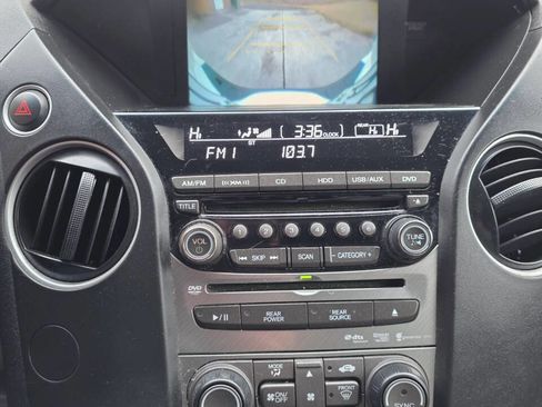 Used 2015 Honda Pilot Touring image 22