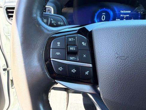 Used 2022 Ford Explorer Platinum w/ Equipment Group 601A image 31