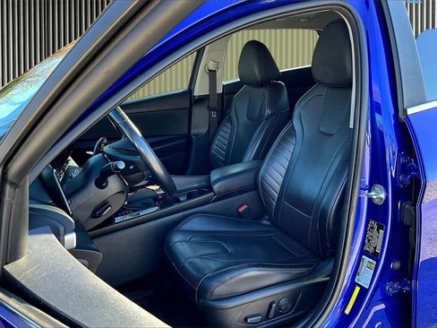 Used 2022 Hyundai Elantra Limited image 25