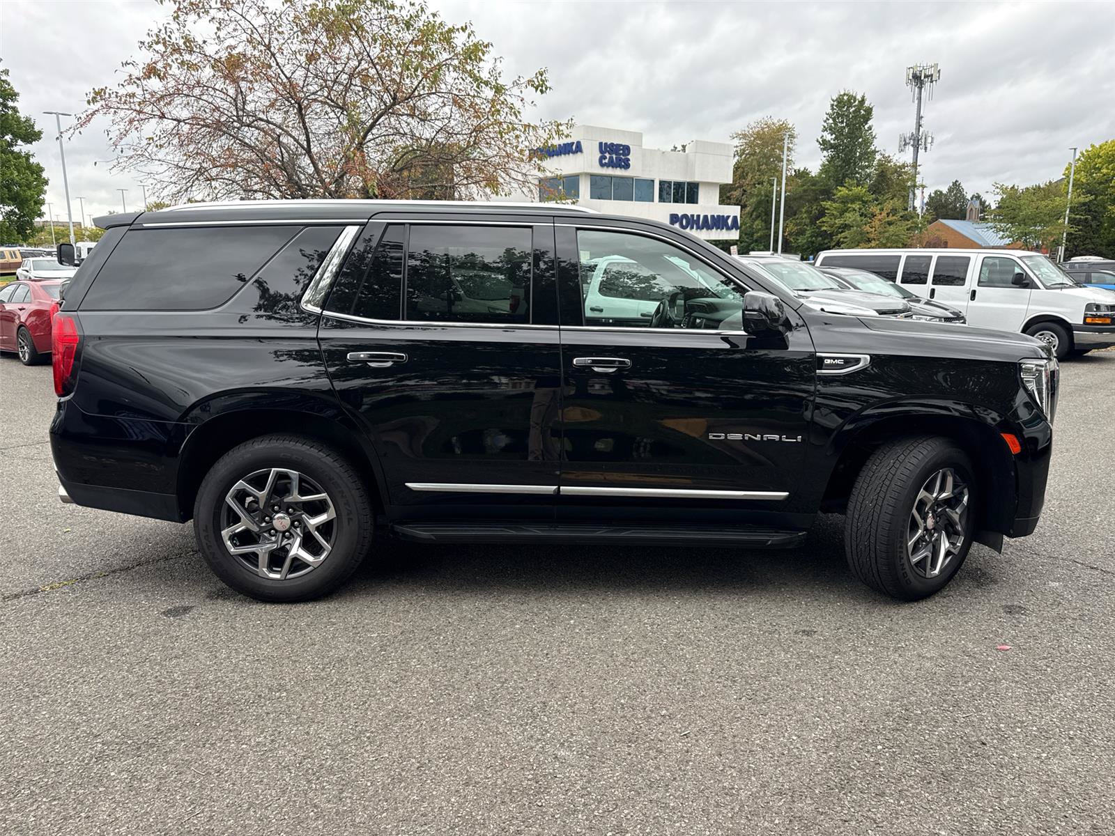 Certified 2023 GMC Yukon Denali AWD/4WD image 8
