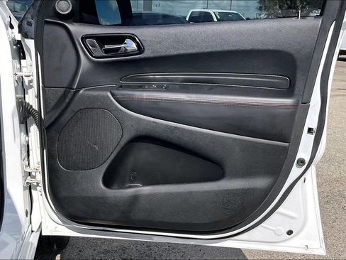 Used 2023 Dodge Durango GT image 29