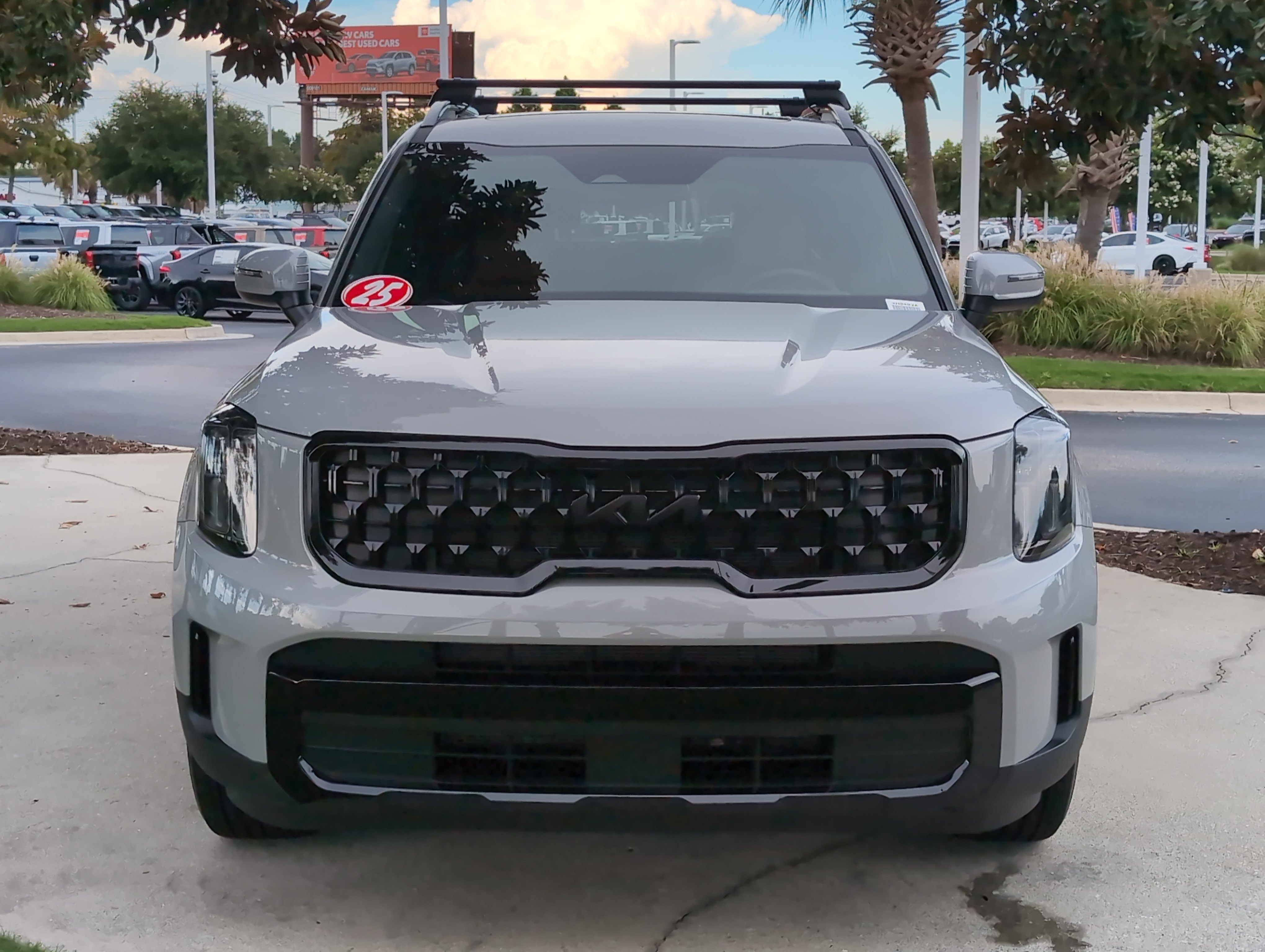 Used 2025 Kia Telluride EX X-Line AWD/4WD image 3