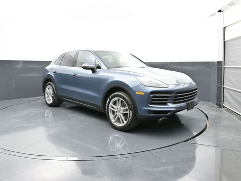 Used 2019 Porsche Cayenne AWD/4WD image 1