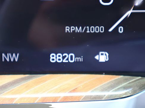 Certified 2025 Cadillac Escalade Sport Platinum AWD/4WD image 27