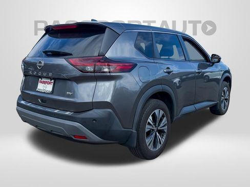 Certified 2022 Nissan Rogue SV image 5
