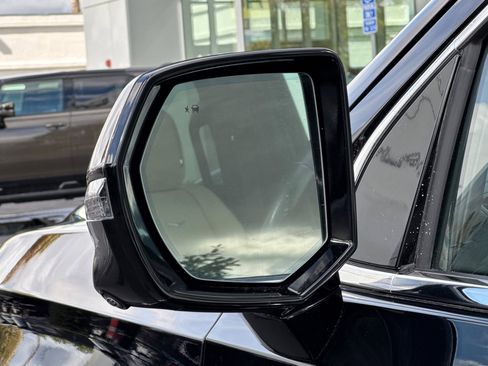 Certified 2024 Cadillac Escalade Premium Luxury image 51