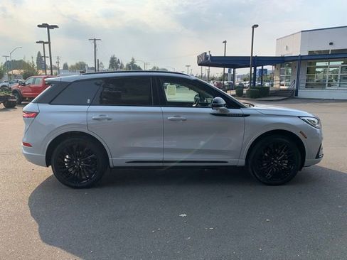 New 2025 Lincoln Corsair Grand Touring w/ Equipment Group 301A image 8