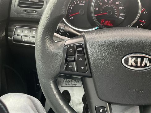 Used 2011 Kia Sorento 2WD w/ Convenience Pkg image 9