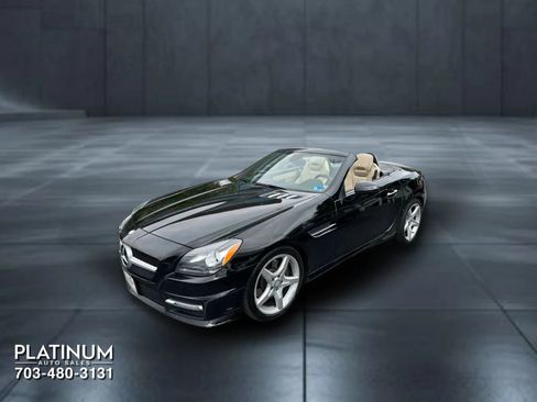 Used 2014 Mercedes-Benz SLK 350 image 6