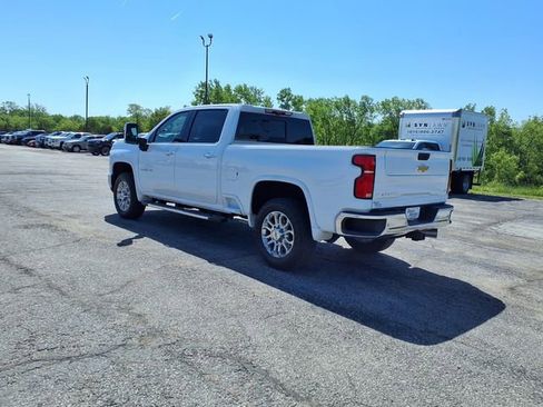 Used 2025 Chevrolet Silverado 2500 LTZ w/ LTZ Premium Package AWD/4WD image 33