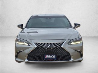 Used 2021 Lexus ES 350 Ultra Luxury w/ Accessory Package 2 FWD video 2