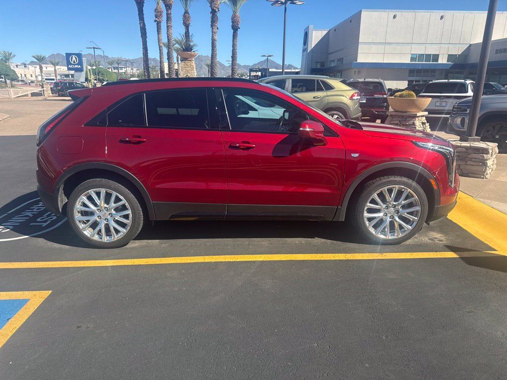 Used 2019 Cadillac XT4 Sport FWD image 4