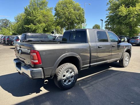 Used 2019 RAM 3500 Laramie AWD/4WD image 4
