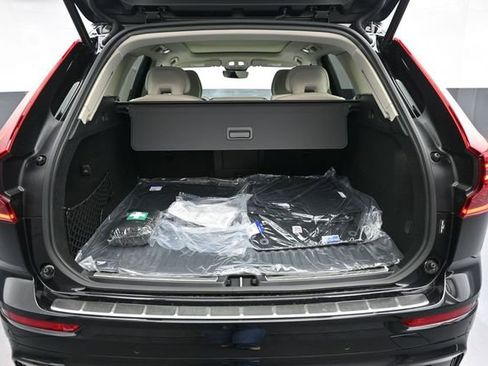 New 2026 Volvo XC60 B5 Ultra w/ Protection Package Premier AWD/4WD image 27