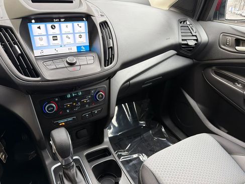 Used 2018 Ford Escape SE w/ SE Sync 3 Package image 23