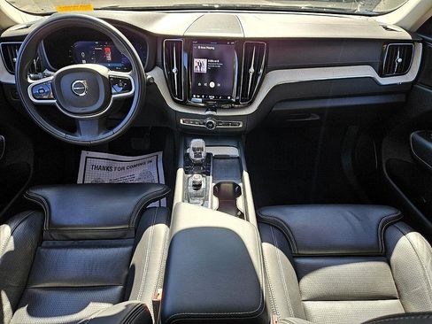 Used 2022 Volvo XC60 B5 Inscription w/ Advanced Package image 10