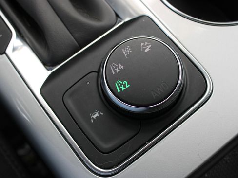 Used 2024 Chevrolet Blazer LT w/ LPO, Floor Liner Package AWD/4WD image 49