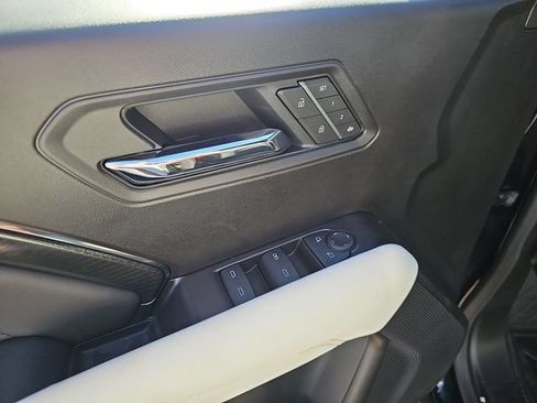 New 2026 GMC Canyon AT4X w/ AT4X AEV Edition AWD/4WD image 24