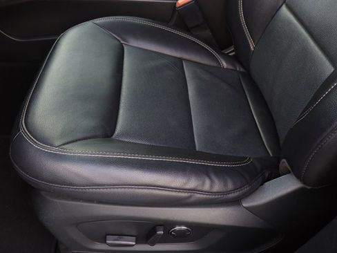 Used 2021 Ford Explorer Limited w/ Equipment Group 301A image 19