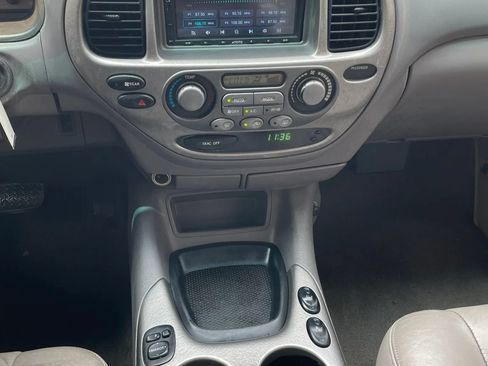Used 2002 Toyota Sequoia Limited RWD image 42