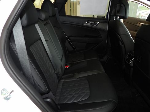 Used 2023 Kia Sportage X-Pro AWD/4WD image 18