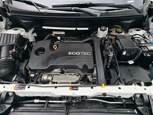 Certified 2021 Chevrolet Equinox Premier w/ LPO, Cargo Package FWD image 23