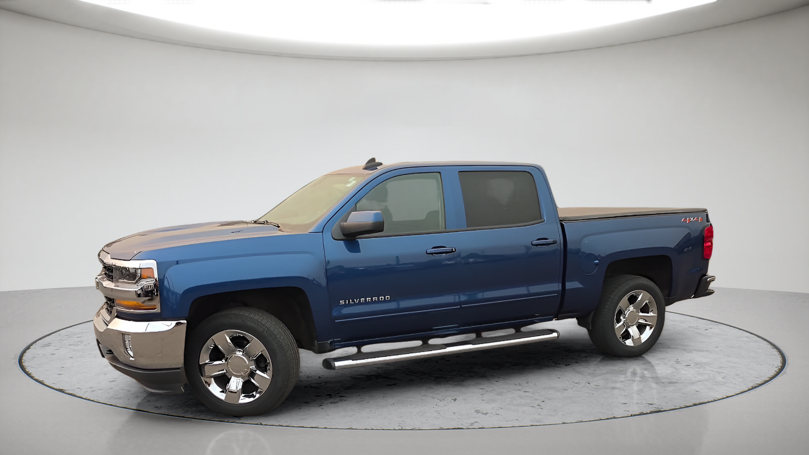 Used 2018 Chevrolet Silverado 1500 LT w/ LT Eassist Package AWD/4WD image 12