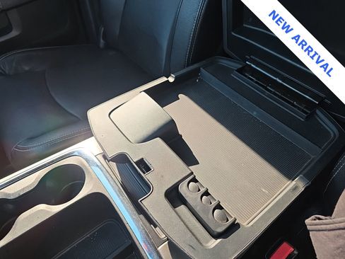 Used 2018 RAM 3500 Laramie w/ Convenience Group image 27