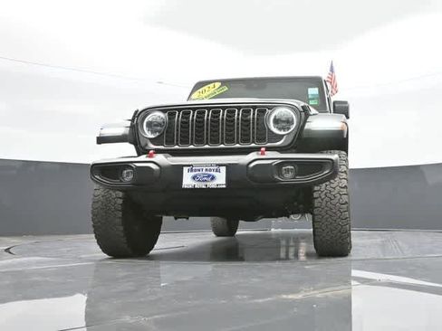 Used 2024 Jeep Wrangler Unlimited Rubicon image 70
