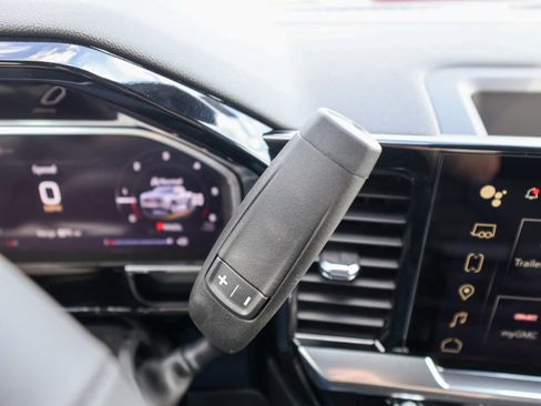 New 2026 GMC Sierra 1500 Elevation image 19