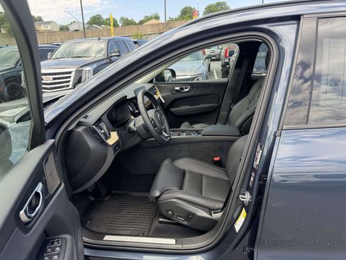 Used 2026 Volvo XC60 B5 Ultra w/ Climate Package AWD/4WD image 21
