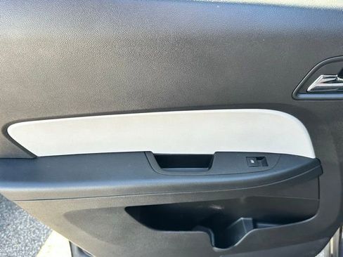 Used 2015 Chevrolet Equinox LT FWD image 20