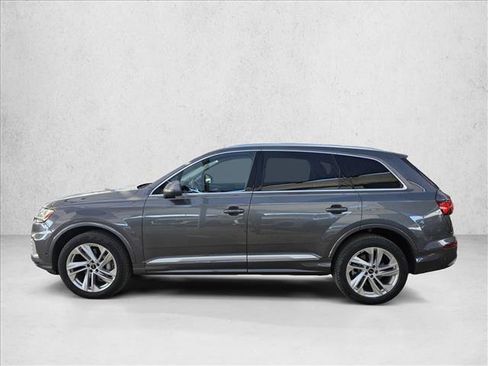 Certified 2023 Audi Q7 Premium Plus image 8