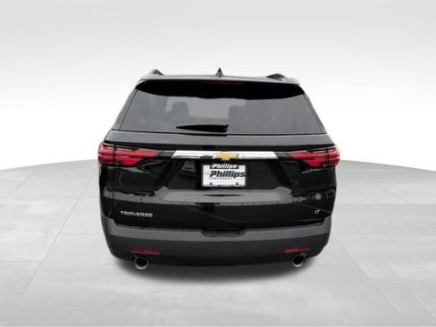 Used 2023 Chevrolet Traverse LT FWD image 11
