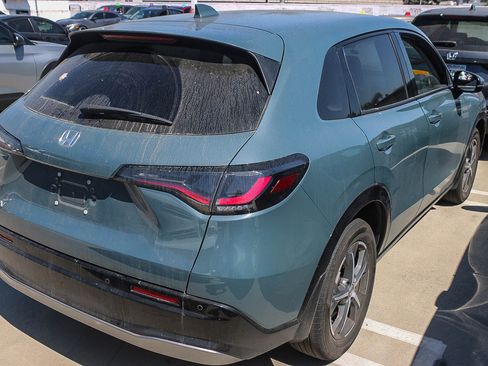 Used 2025 Honda HR-V EX-L image 14