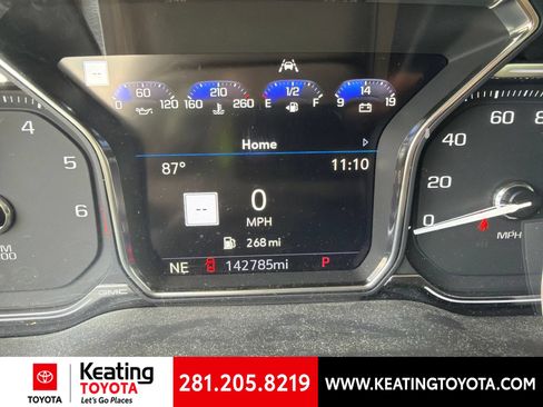 Used 2021 GMC Yukon XL Denali w/ Denali Premium Package RWD image 10