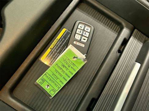 Used 2024 Honda Odyssey Elite image 12