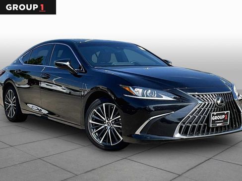 Used 2025 Lexus ES 350 w/ Premium Package FWD image 3