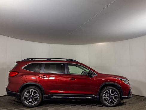 Used 2026 Subaru Ascent Limited AWD/4WD image 15