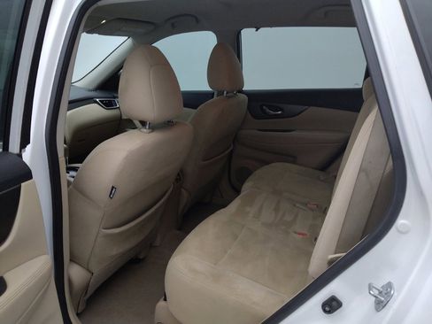 Used 2014 Nissan Rogue SV FWD image 18
