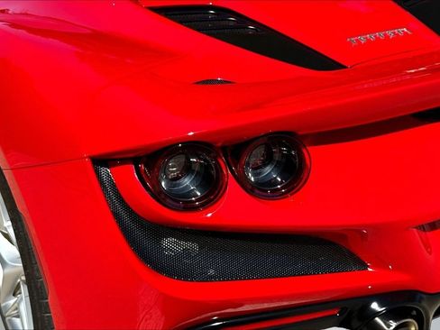Used 2023 Ferrari F8 Tributo RWD image 20