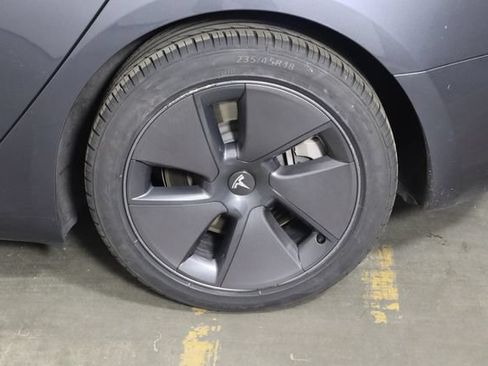 Used 2023 Tesla Model 3 Standard Range RWD image 46