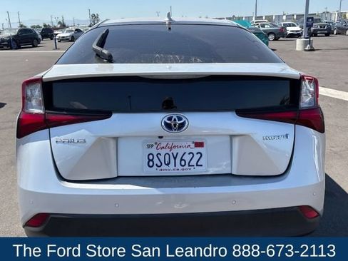 Used 2020 Toyota Prius LE w/ Carpet Mat Package FWD image 6