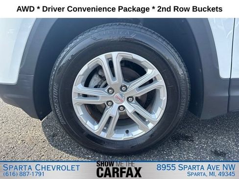 Used 2024 GMC Terrain SLE w/ Driver Convenience Package AWD/4WD image 9